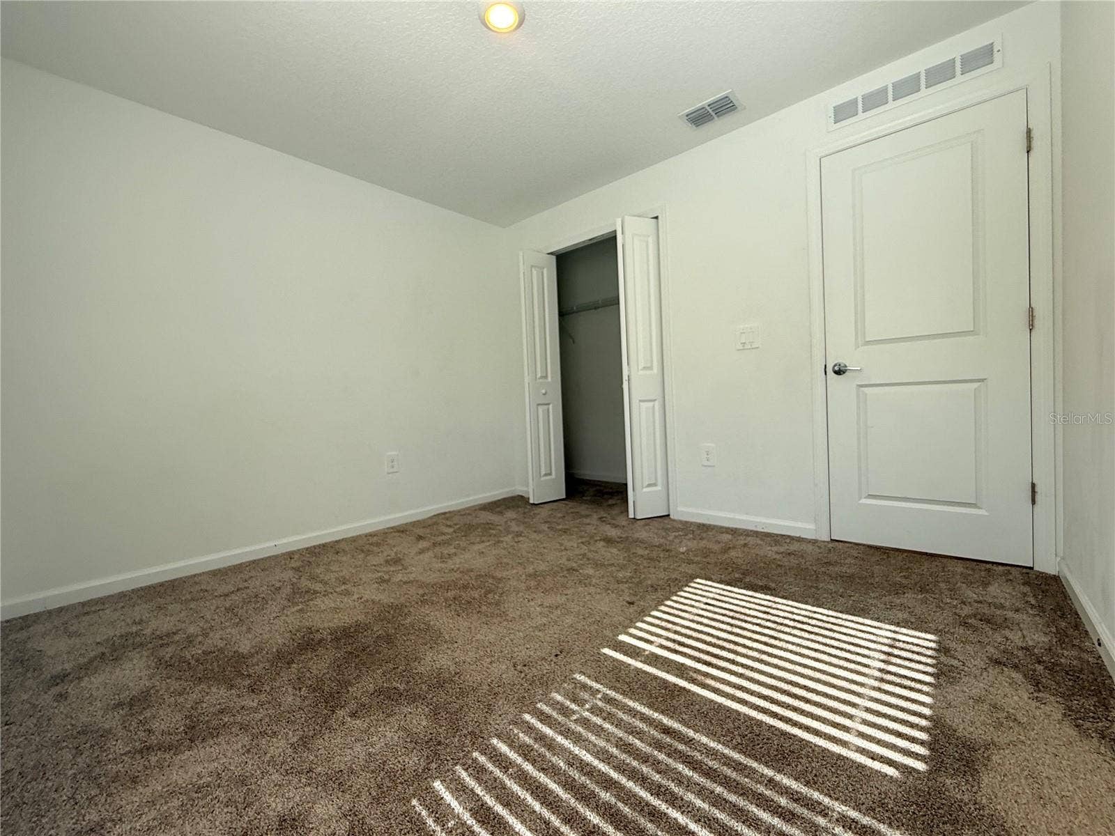 1945 HEART LAKE DRIVE, Groveland, FL 34736