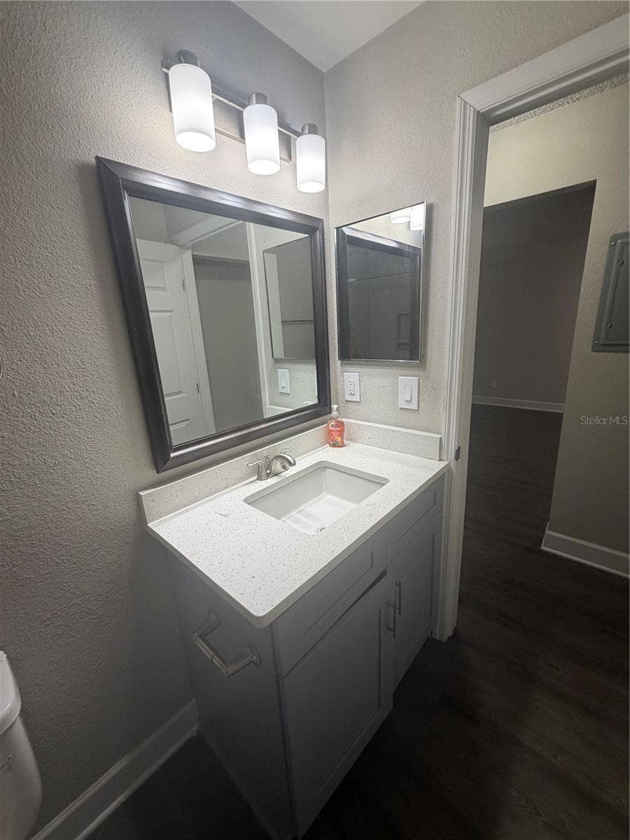 2556 WOODGATE BOULEVARD, #103, Orlando, FL 32822