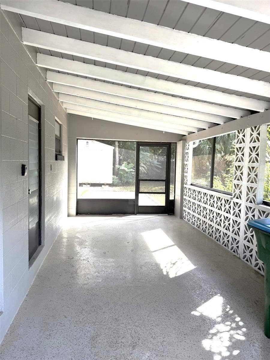 681 N WELLINGTON DRIVE, Deltona, FL 32725 681 N WELLINGTON DRIVE, Deltona, FL 32725