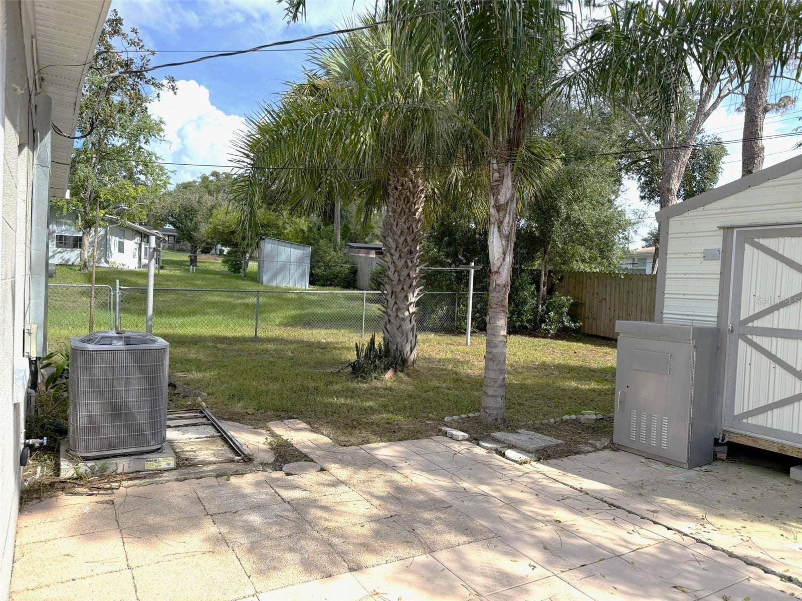 681 N WELLINGTON DRIVE, Deltona, FL 32725 681 N WELLINGTON DRIVE, Deltona, FL 32725
