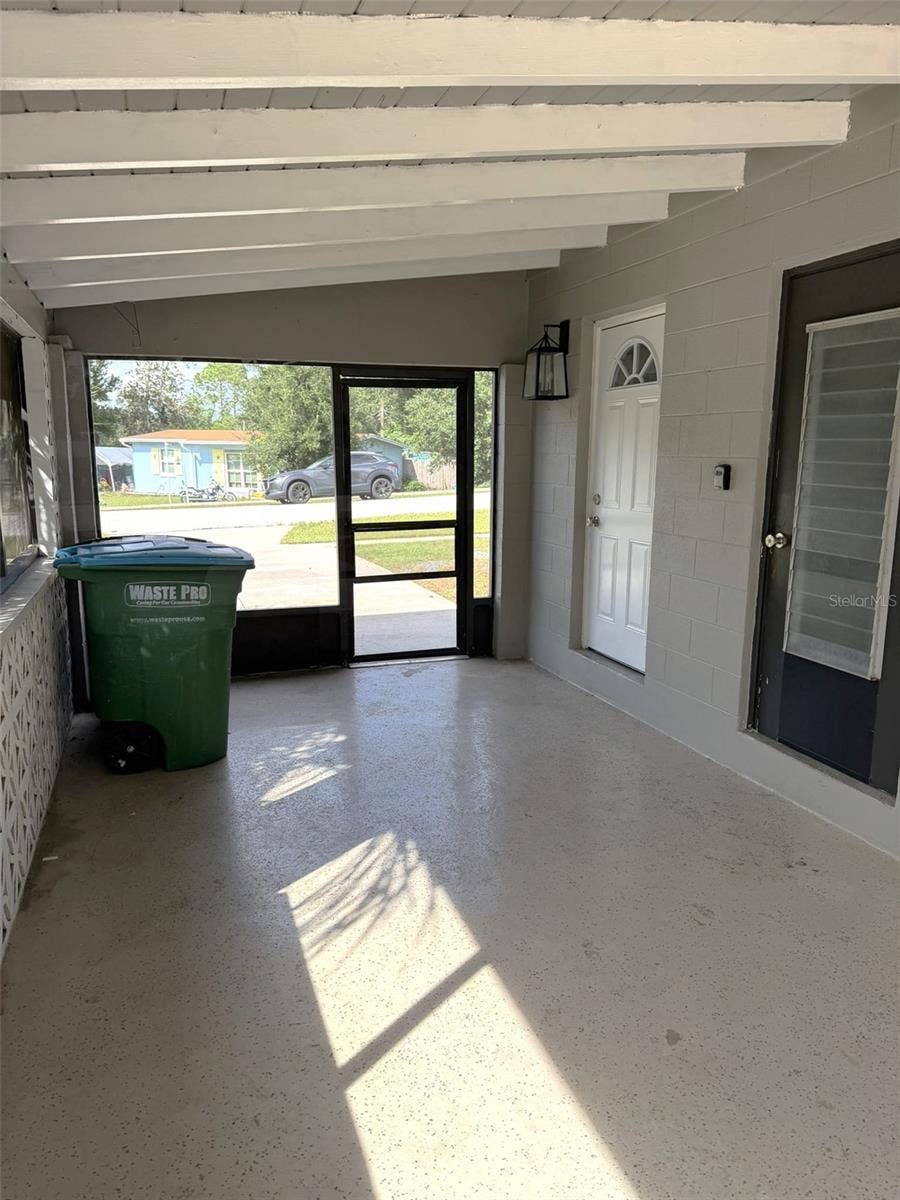 681 N WELLINGTON DRIVE, Deltona, FL 32725 681 N WELLINGTON DRIVE, Deltona, FL 32725