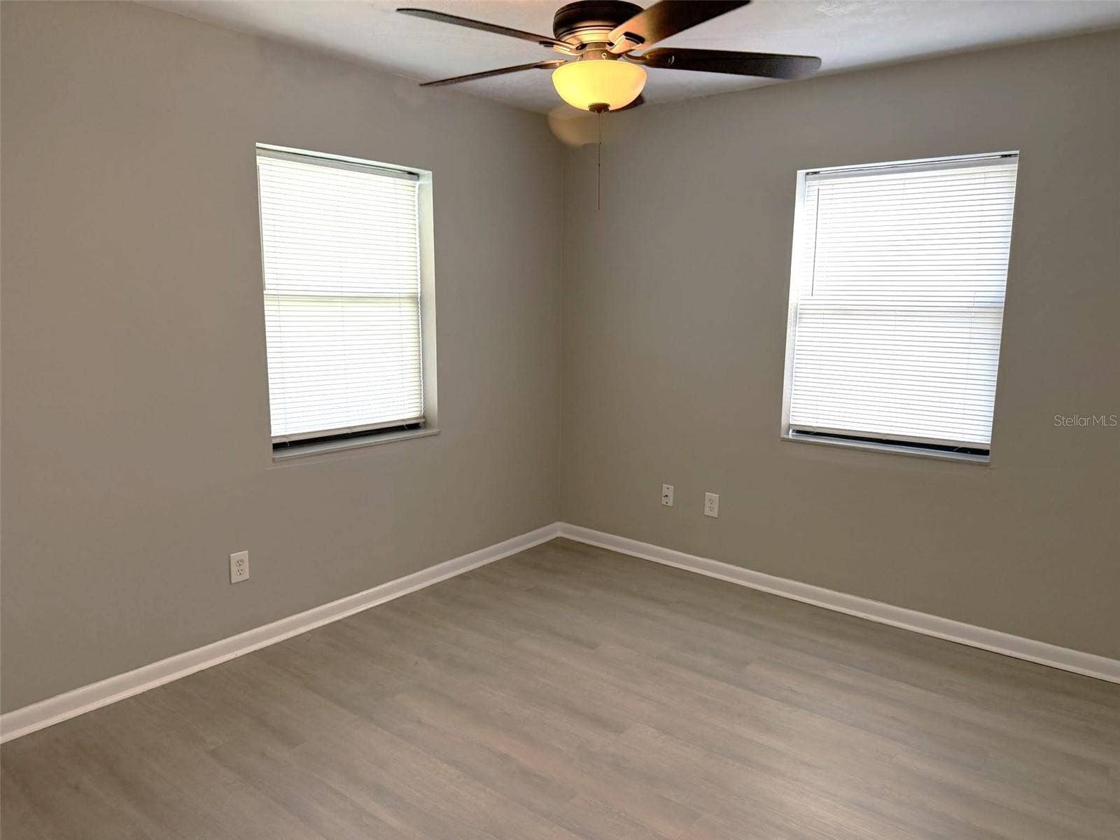 681 N WELLINGTON DRIVE, Deltona, FL 32725 681 N WELLINGTON DRIVE, Deltona, FL 32725