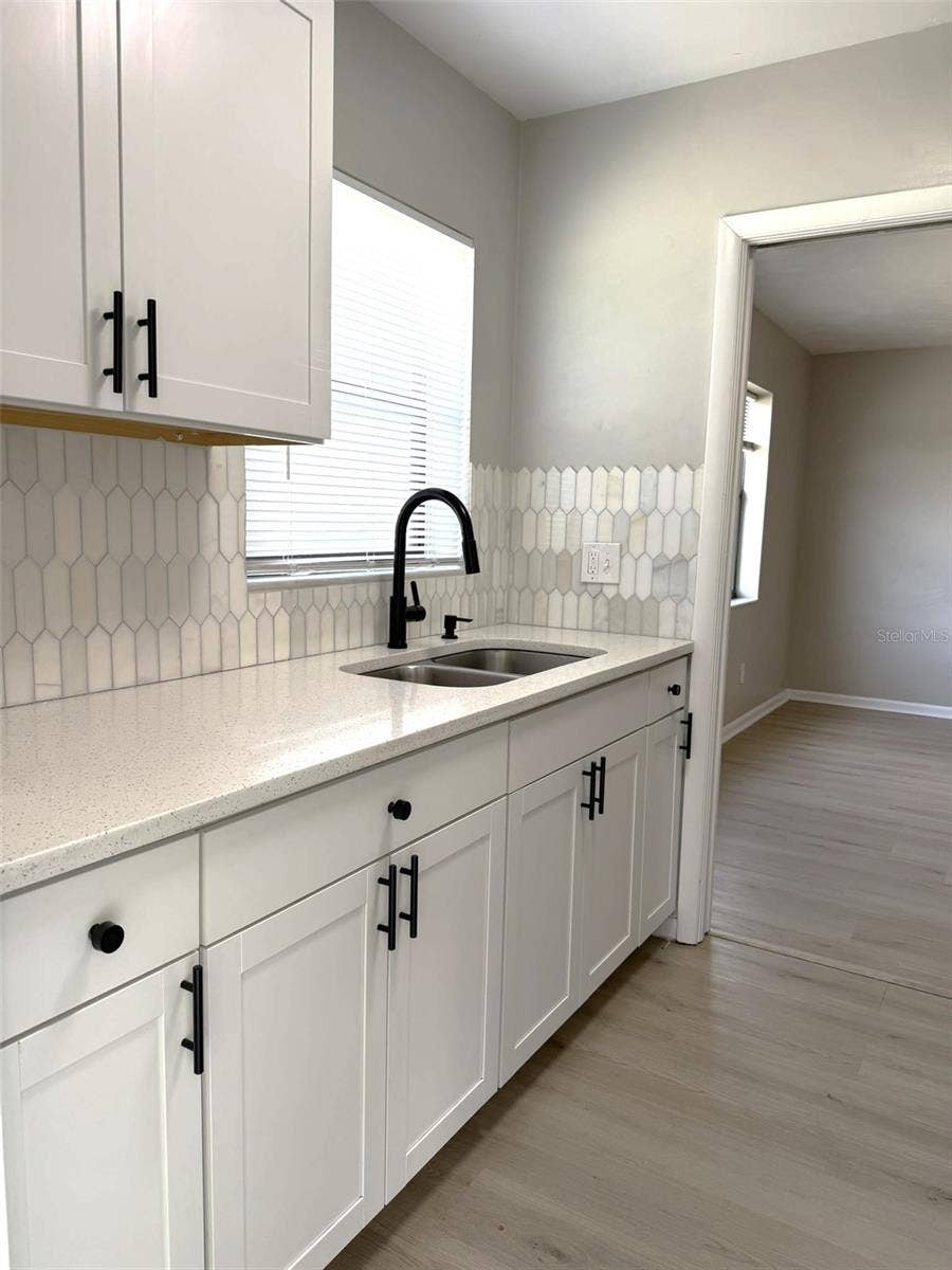 681 N WELLINGTON DRIVE, Deltona, FL 32725 681 N WELLINGTON DRIVE, Deltona, FL 32725