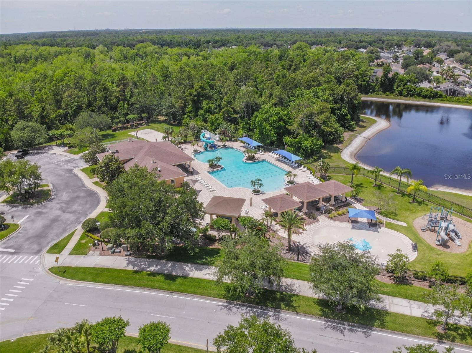 4360 BENDING BRANCH LN, Oviedo, FL 32766 4360 BENDING BRANCH LN, Oviedo, FL 32766