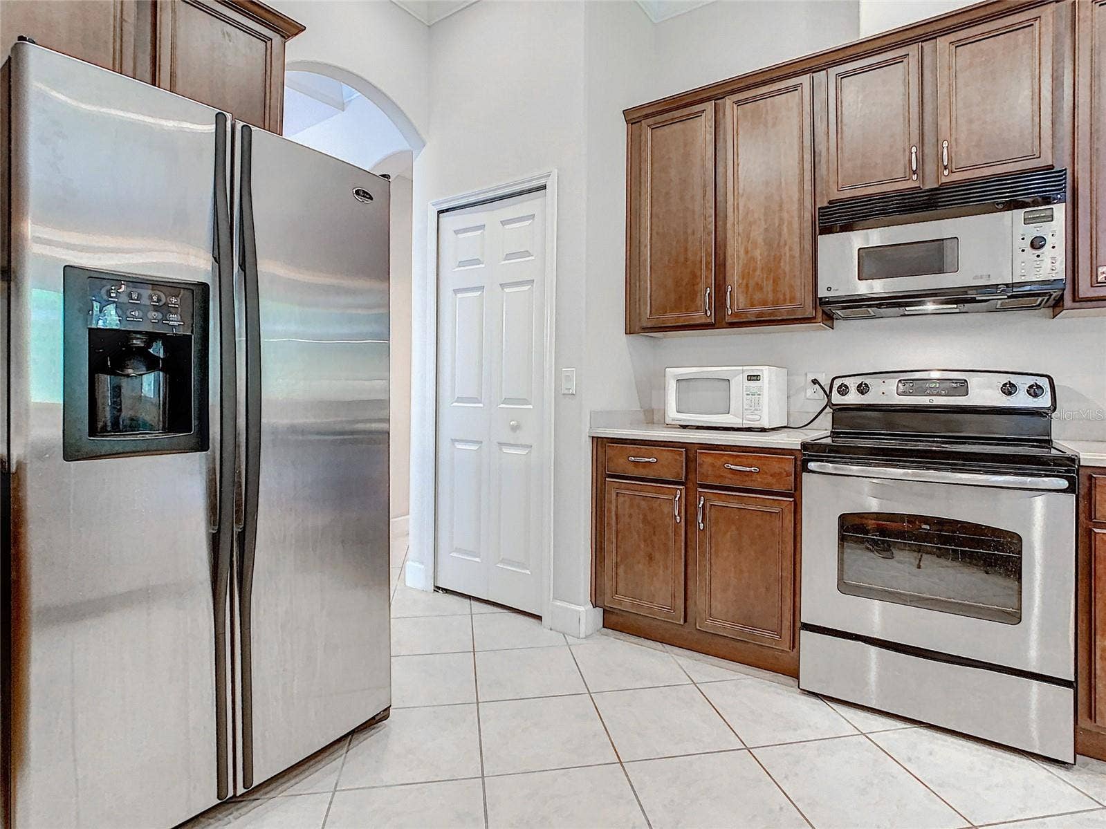 4360 BENDING BRANCH LN, Oviedo, FL 32766 4360 BENDING BRANCH LN, Oviedo, FL 32766