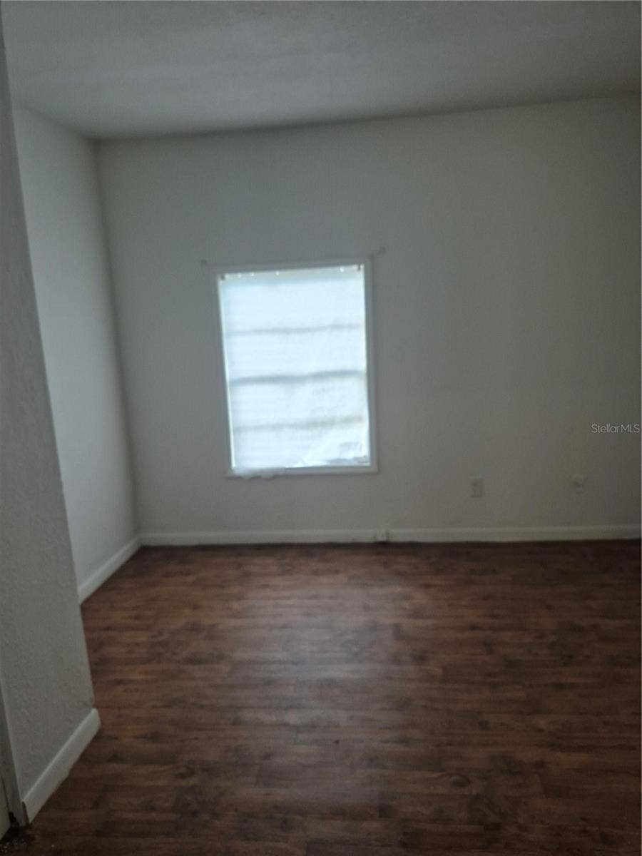 1121 S LOCUST AVENUE, Sanford, FL 32771