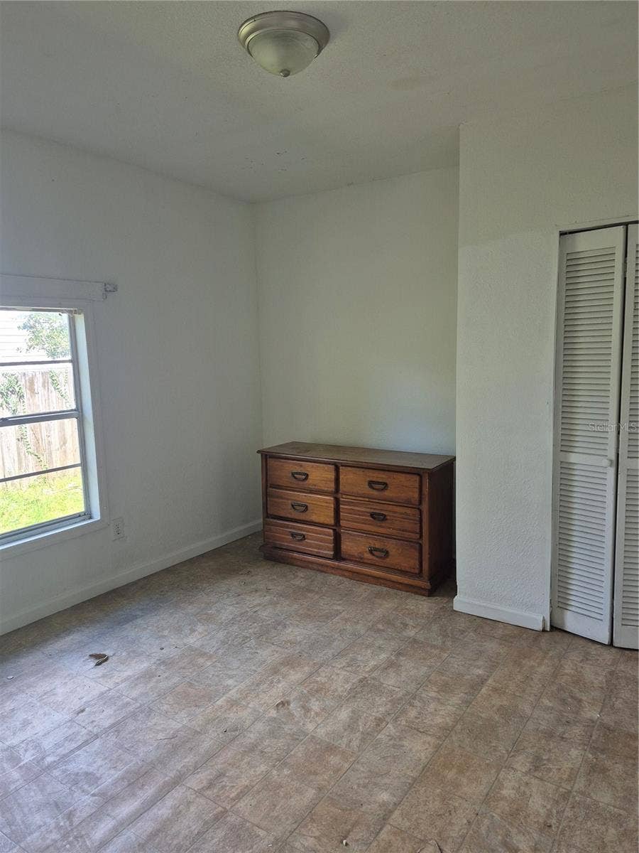 1121 S LOCUST AVENUE, Sanford, FL 32771