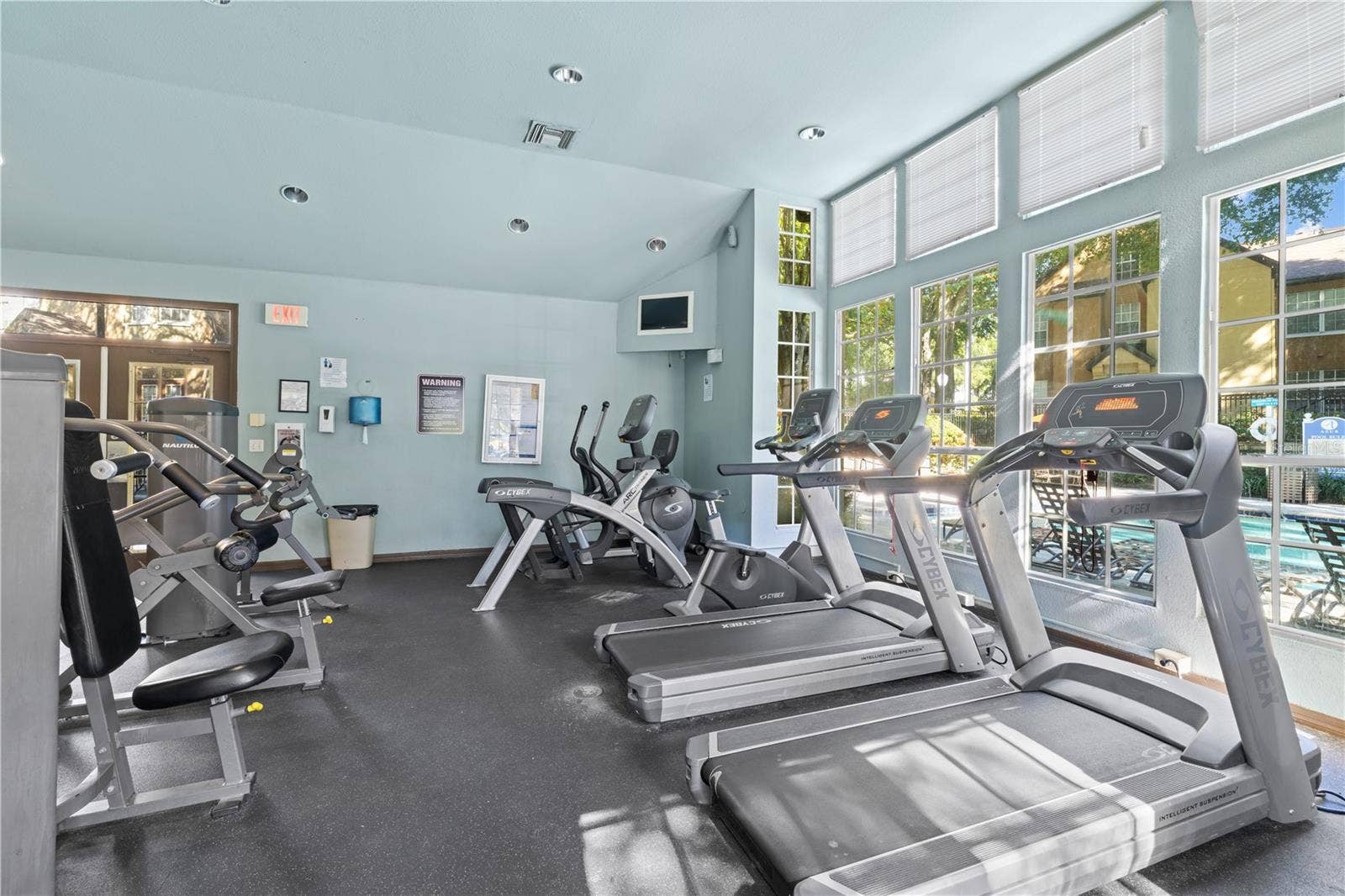 6352 RALEIGH STREET, #1412, Orlando, FL 32835 6352 RALEIGH STREET, #1412, Orlando, FL 32835