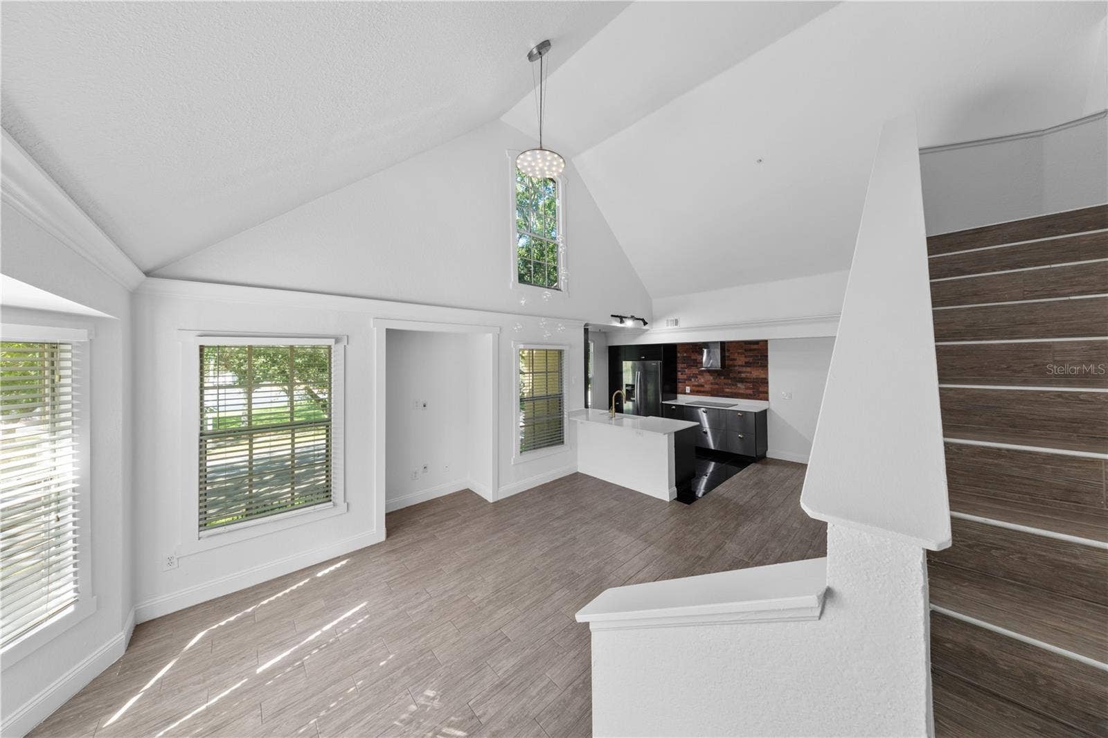 6352 RALEIGH STREET, #1412, Orlando, FL 32835 6352 RALEIGH STREET, #1412, Orlando, FL 32835