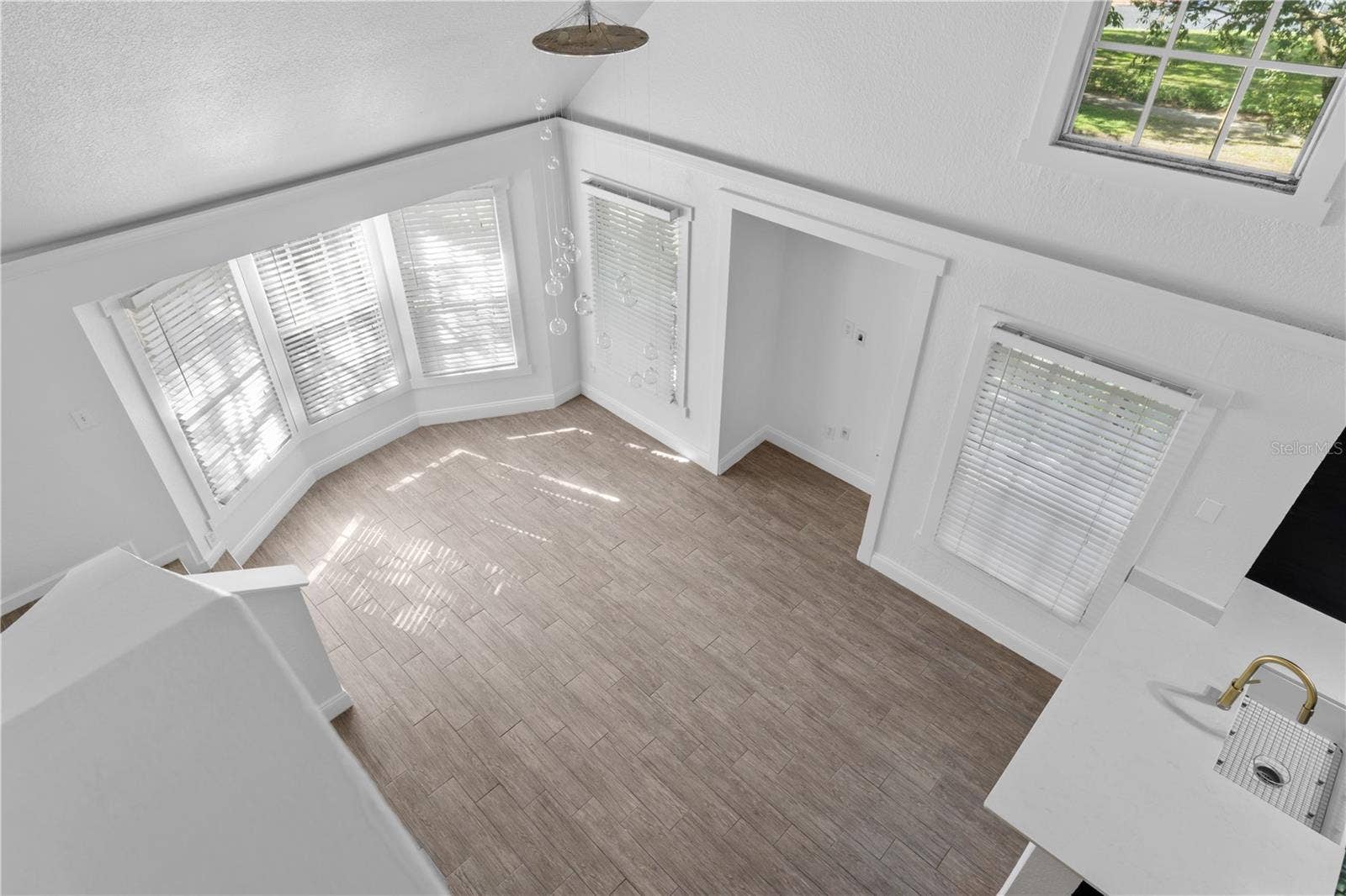 6352 RALEIGH STREET, #1412, Orlando, FL 32835 6352 RALEIGH STREET, #1412, Orlando, FL 32835