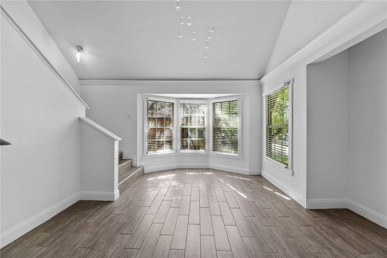 6352 RALEIGH STREET, #1412, Orlando, FL 32835 6352 RALEIGH STREET, #1412, Orlando, FL 32835