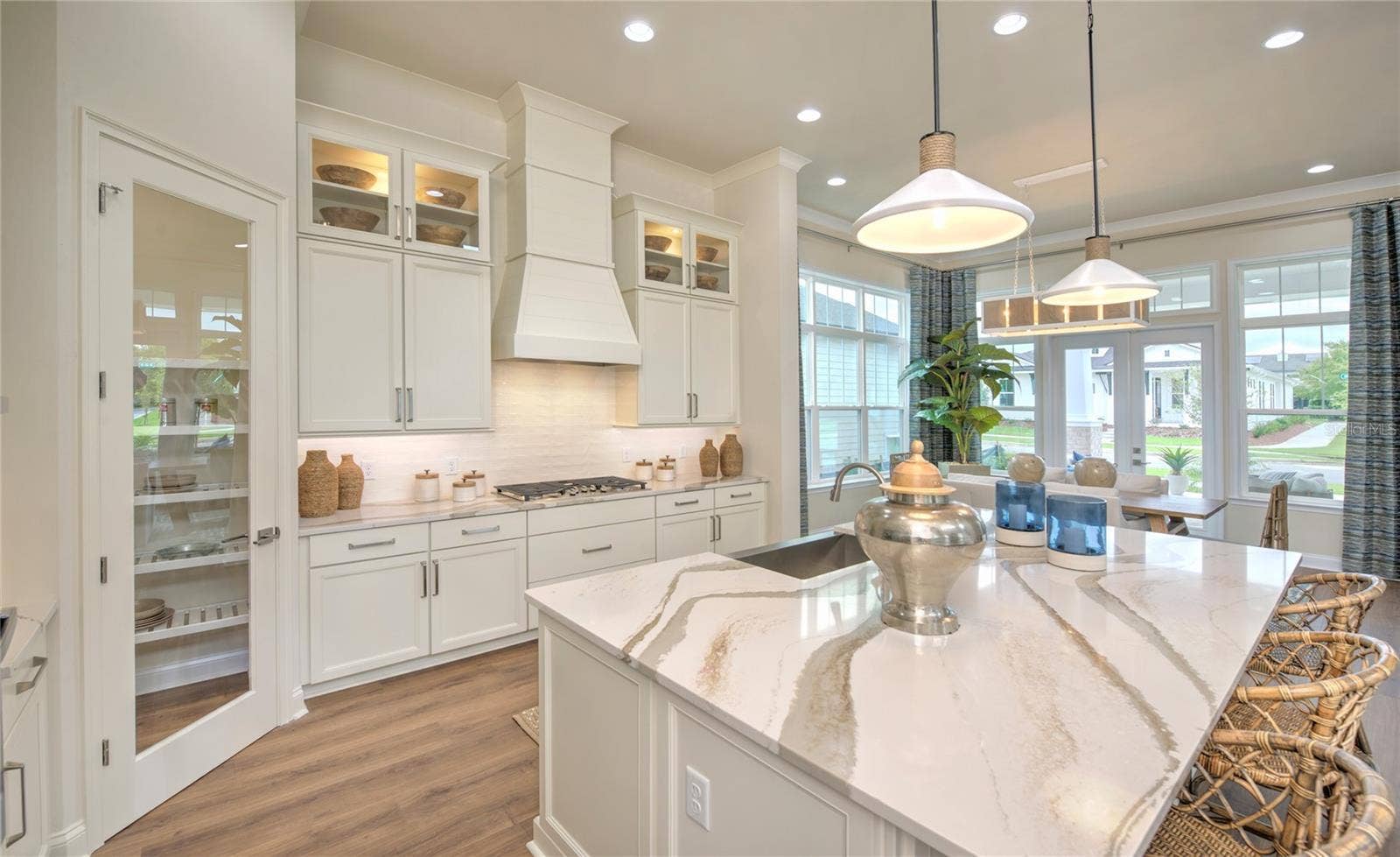 9757 MACBRIDE DRIVE, Orlando, FL 32827 Model Kitchen