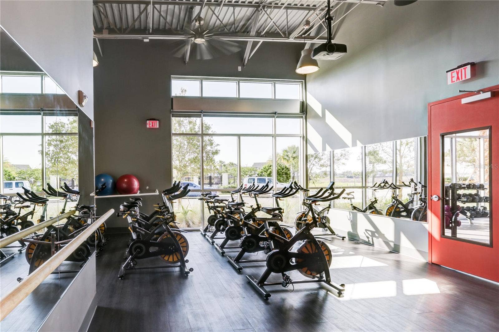 9757 MACBRIDE DRIVE, Orlando, FL 32827 9757 MACBRIDE DRIVE, Orlando, FL 32827