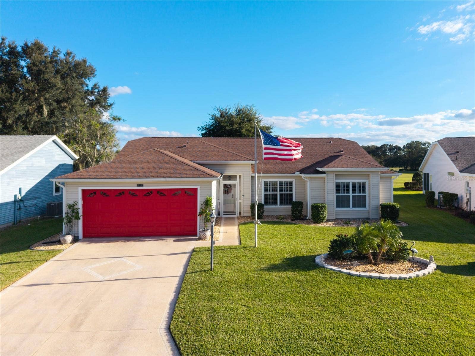 25233 LOST OAK CIRCLE, Leesburg, FL 34748