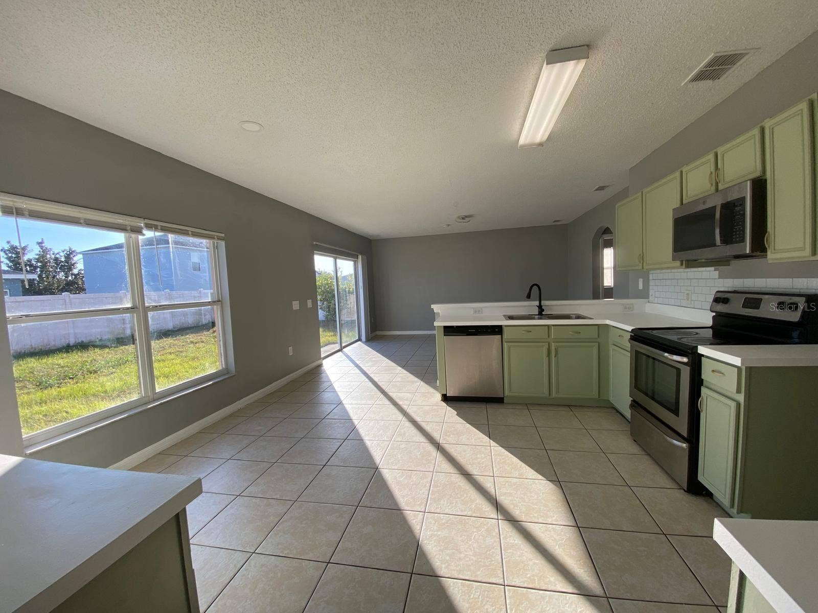 606 BLUEBILL COURT, Poinciana, FL 34759 606 BLUEBILL COURT, Poinciana, FL 34759