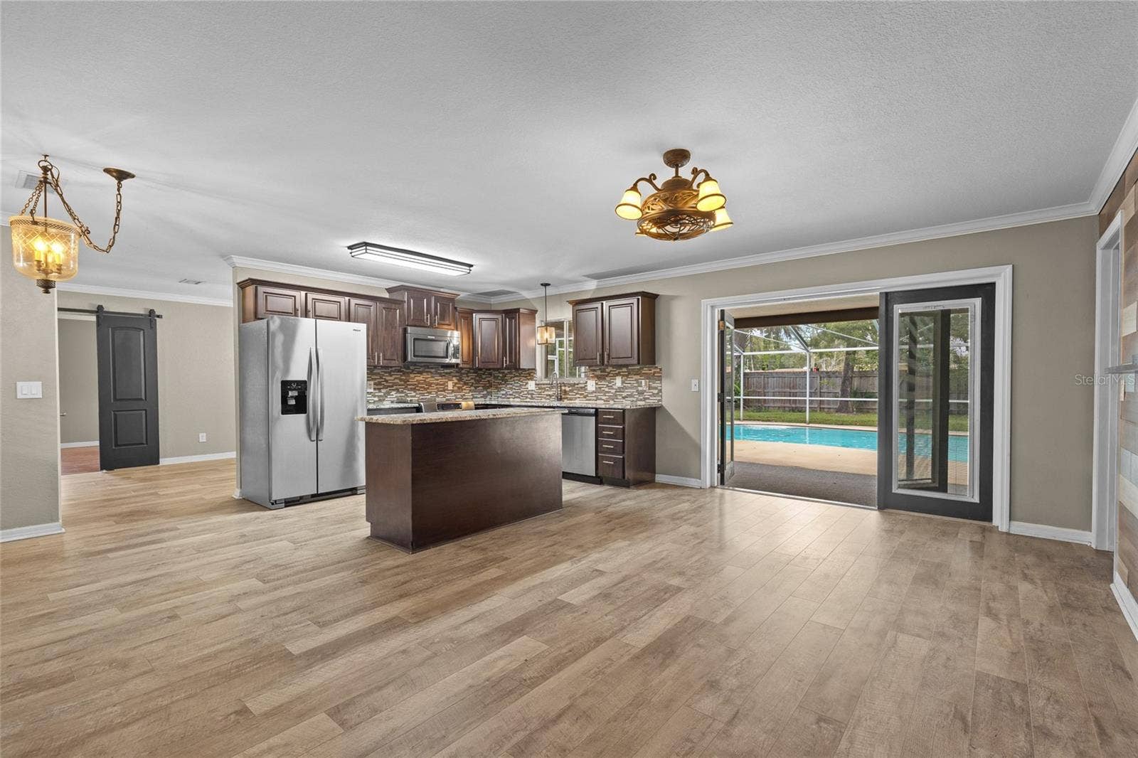 207 ROYAL OAKS CIRCLE, Longwood, FL 32779 207 ROYAL OAKS CIRCLE, Longwood, FL 32779