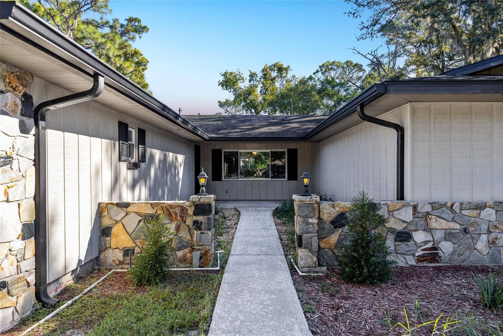 207 ROYAL OAKS CIRCLE, Longwood, FL 32779 207 ROYAL OAKS CIRCLE, Longwood, FL 32779