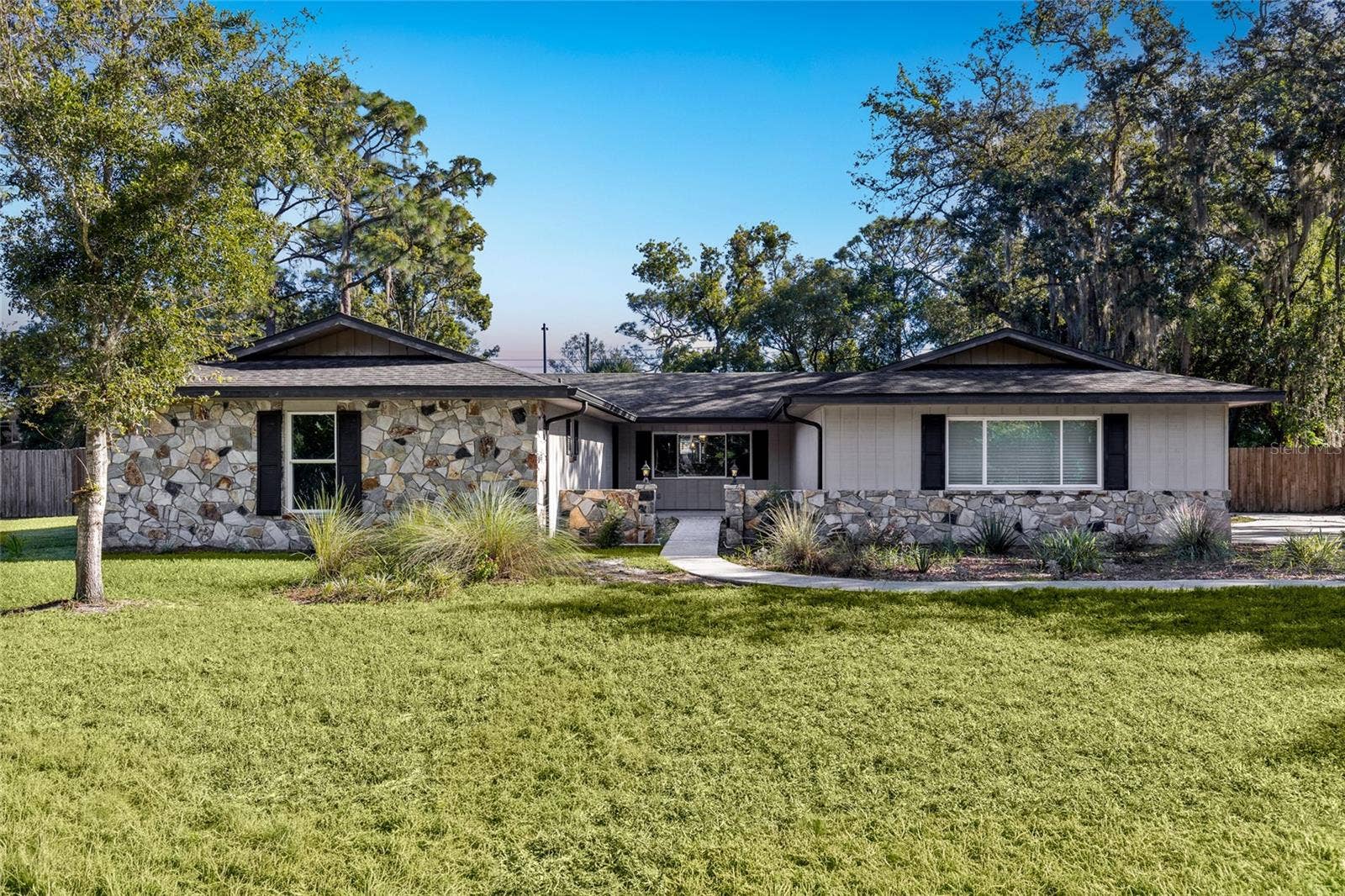 207 ROYAL OAKS CIRCLE, Longwood, FL 32779 207 ROYAL OAKS CIRCLE, Longwood, FL 32779