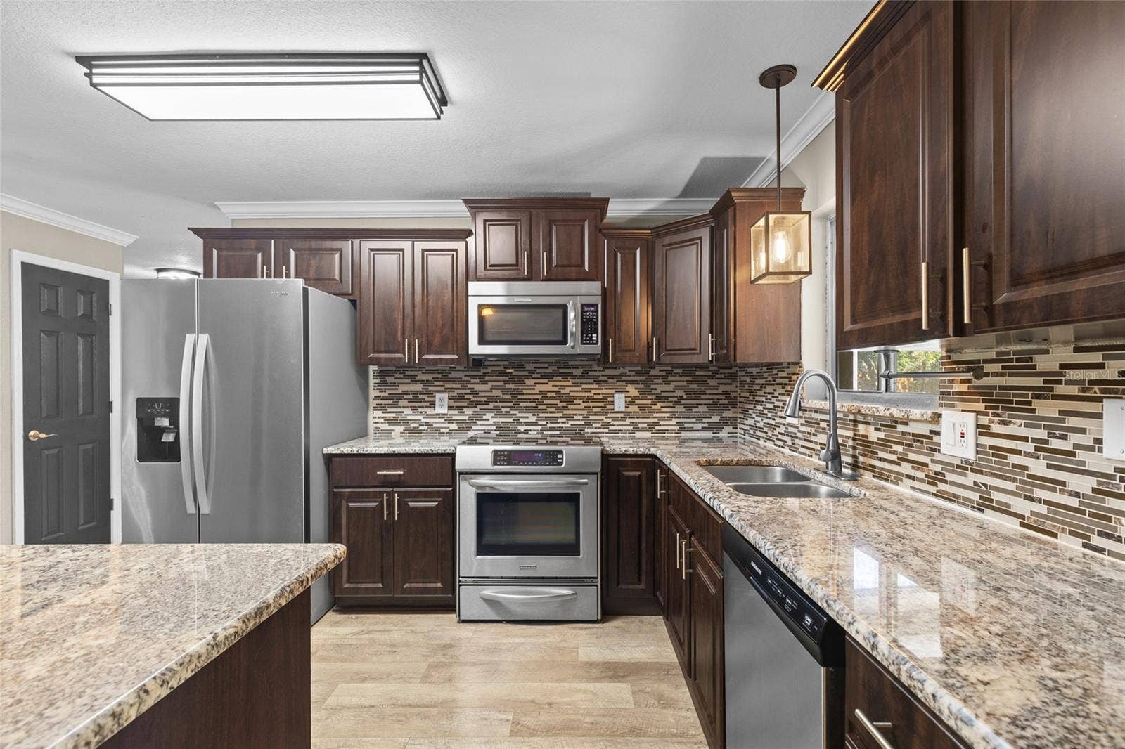 207 ROYAL OAKS CIRCLE, Longwood, FL 32779 207 ROYAL OAKS CIRCLE, Longwood, FL 32779