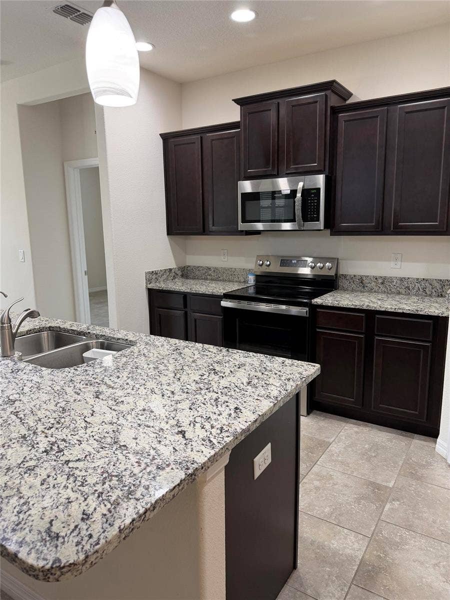 168 WATERSIDE CIRCLE, Winter Haven, FL 33880 168 WATERSIDE CIRCLE, Winter Haven, FL 33880