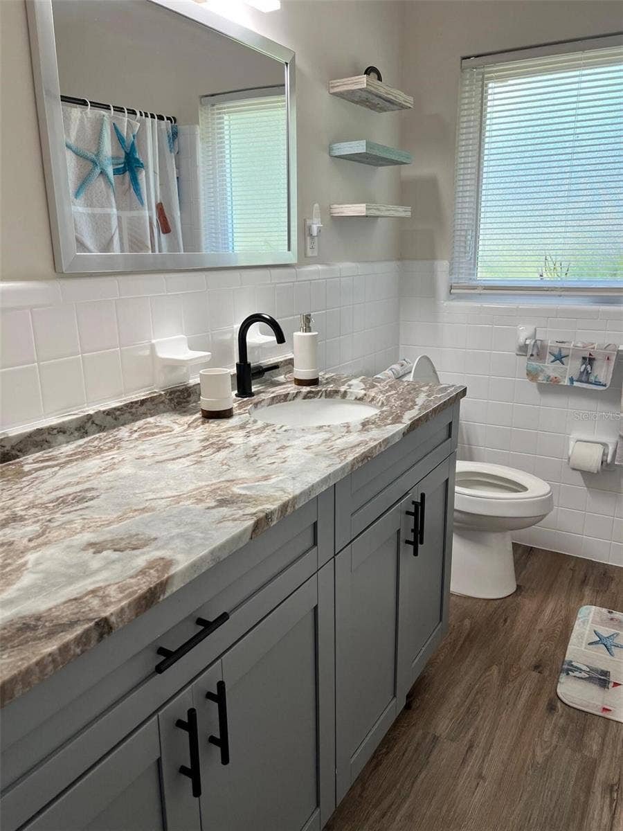 5275 MILLER BAYOU DRIVE, Port Richey, FL 34668 5275 MILLER BAYOU DRIVE, Port Richey, FL 34668