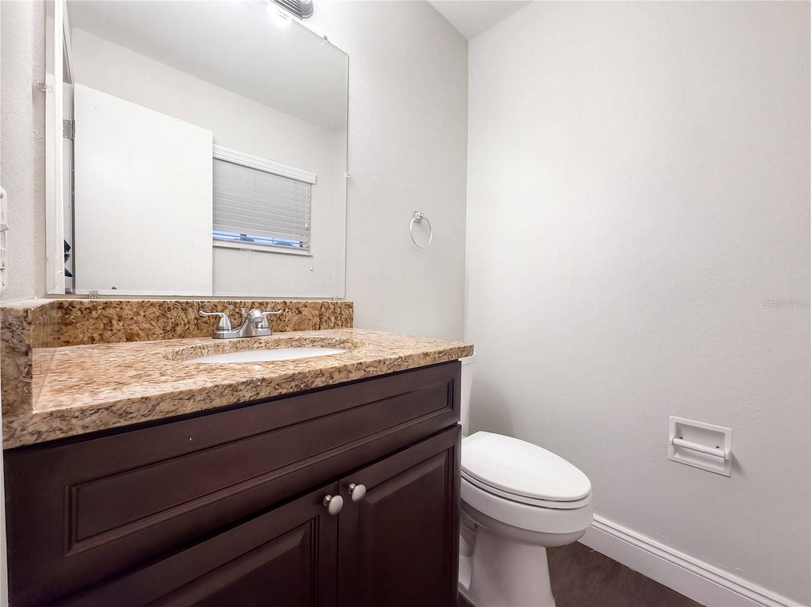 400 HOLLY STREET, South Daytona, FL 32119 400 HOLLY STREET, South Daytona, FL 32119