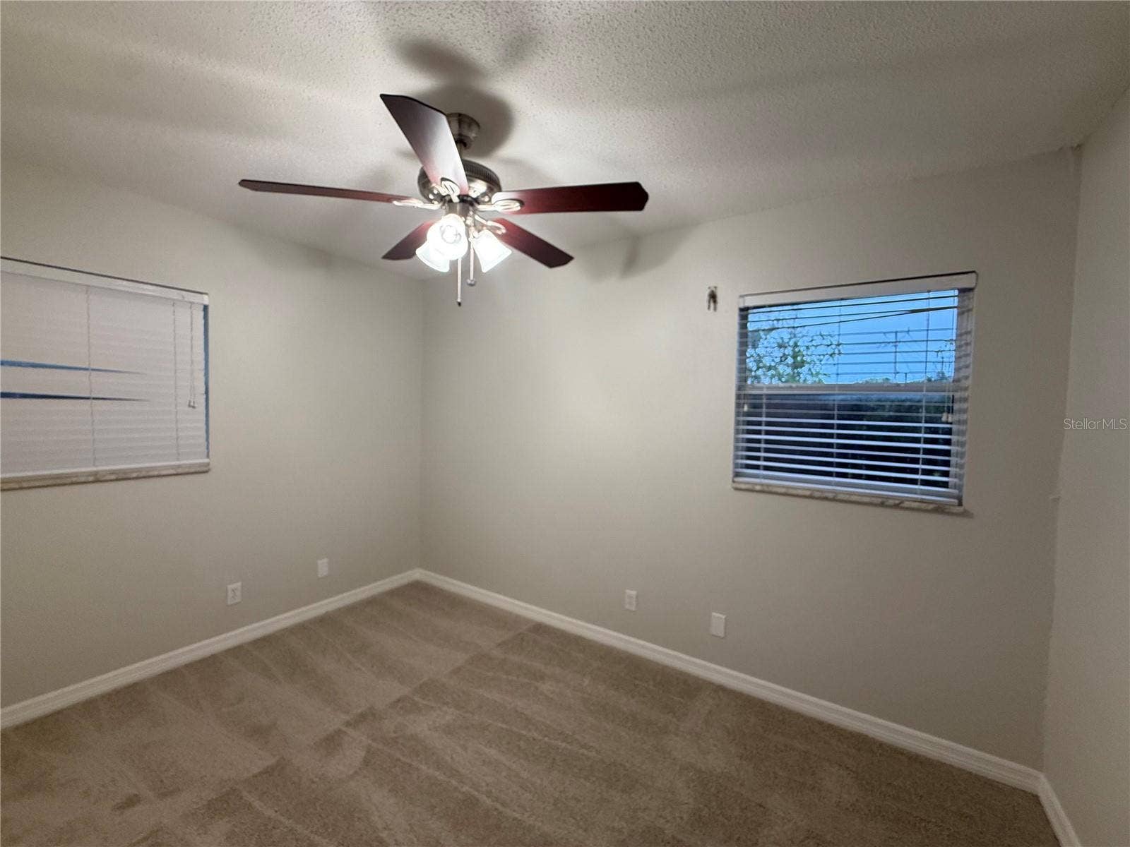 400 HOLLY STREET, South Daytona, FL 32119 400 HOLLY STREET, South Daytona, FL 32119