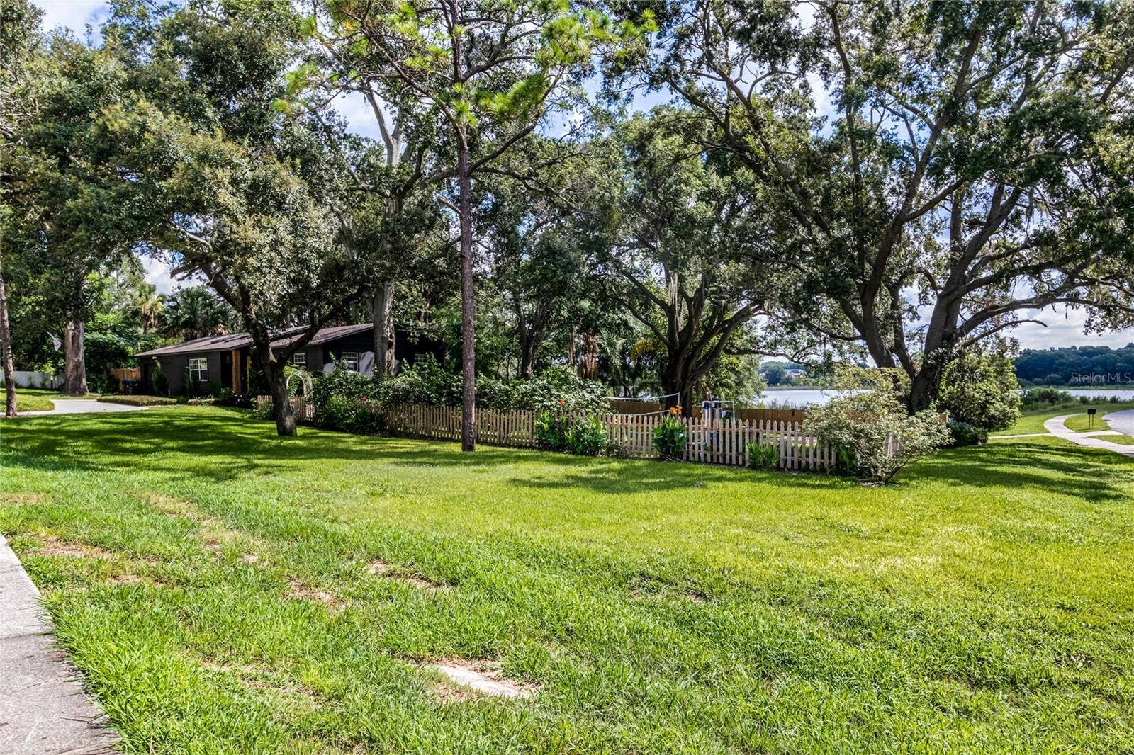 2209 GOOD HOMES ROAD, Orlando, FL 32818 2209 GOOD HOMES ROAD, Orlando, FL 32818