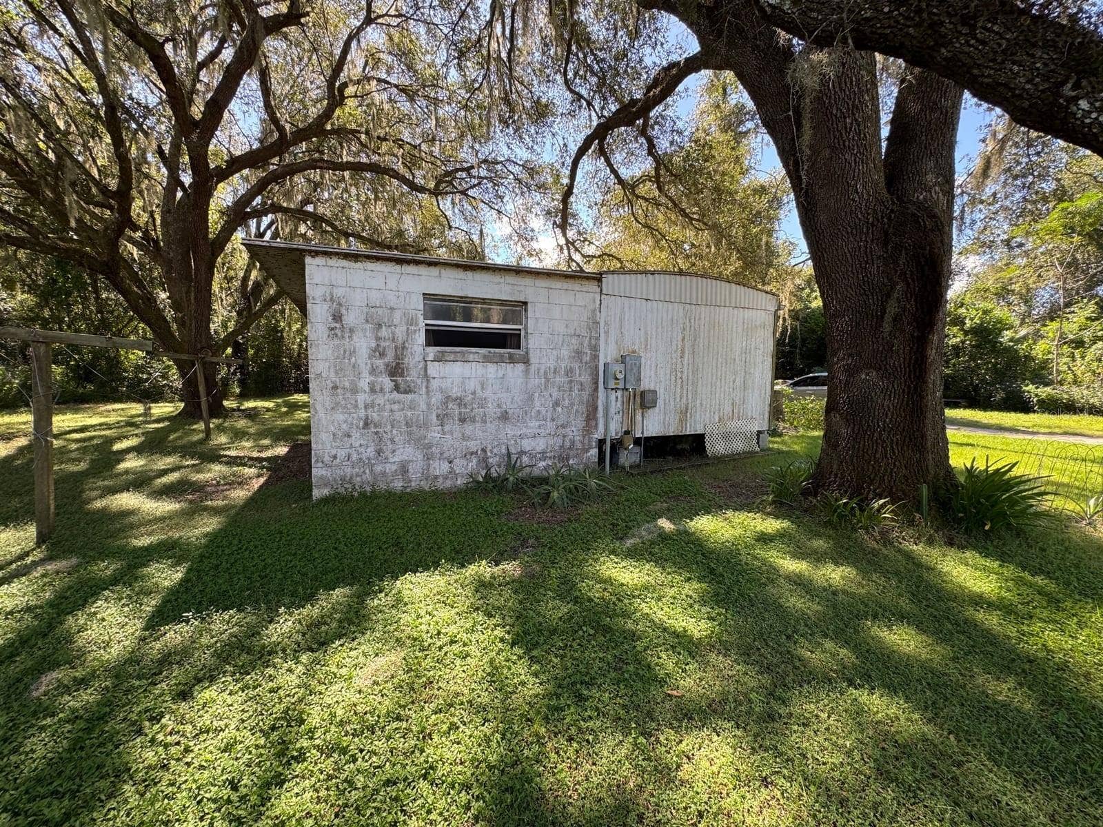 1708 JONES DRIVE, Leesburg, FL 34748