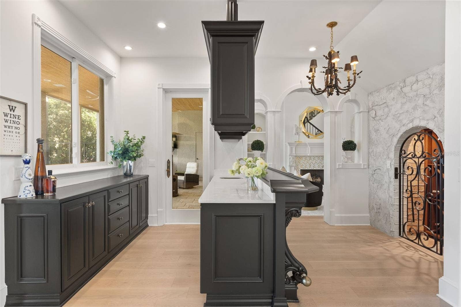 6091 LINNEAL BEACH DRIVE, Apopka, FL 32703 6091 LINNEAL BEACH DRIVE, Apopka, FL 32703