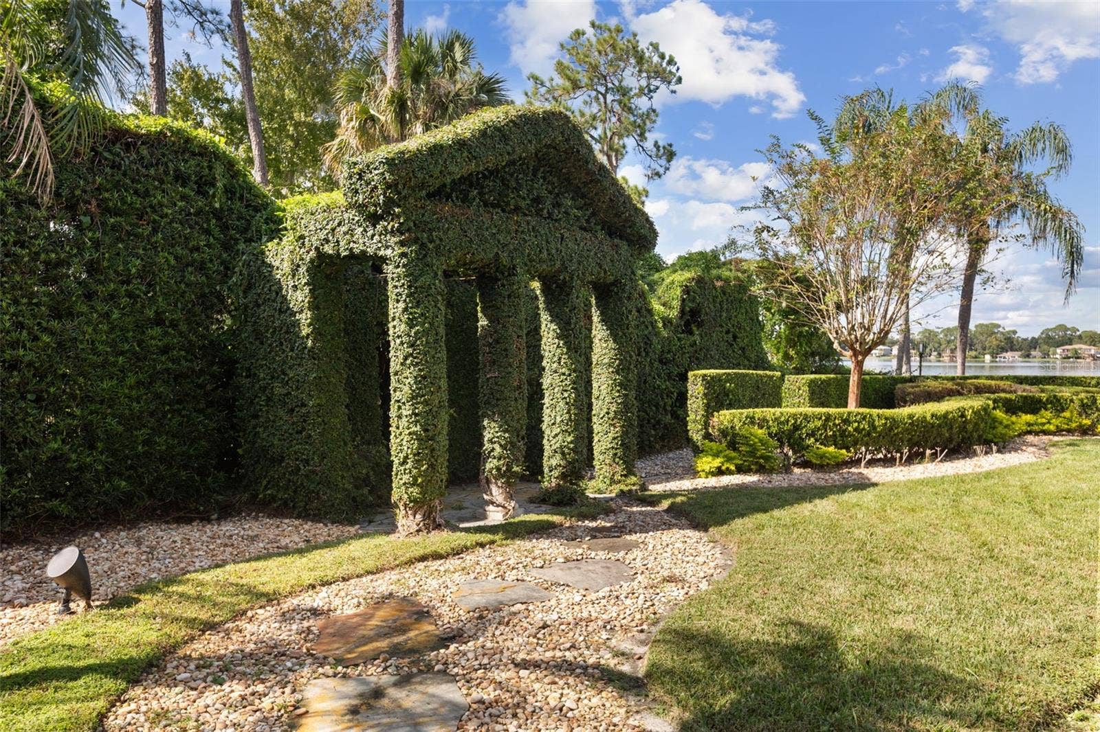 6091 LINNEAL BEACH DRIVE, Apopka, FL 32703 6091 LINNEAL BEACH DRIVE, Apopka, FL 32703