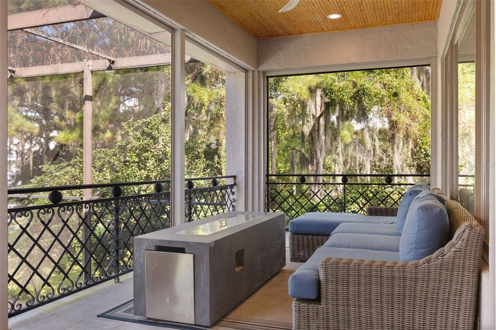 6091 LINNEAL BEACH DRIVE, Apopka, FL 32703 6091 LINNEAL BEACH DRIVE, Apopka, FL 32703