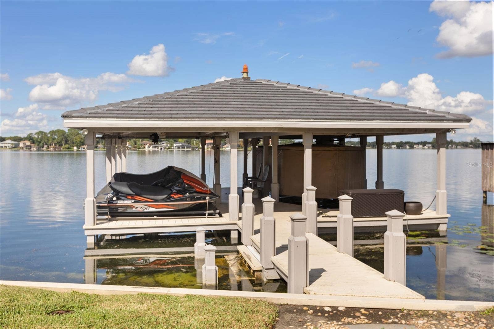 6091 LINNEAL BEACH DRIVE, Apopka, FL 32703 6091 LINNEAL BEACH DRIVE, Apopka, FL 32703