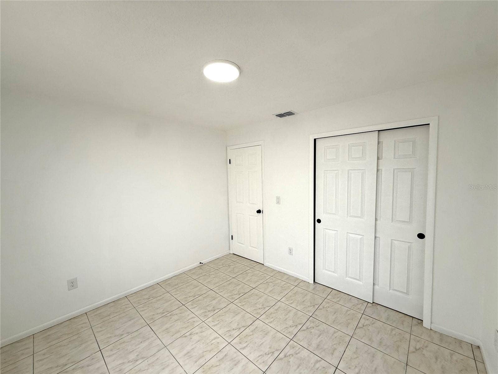 432 N JOHN STREET, Orlando, FL 32835