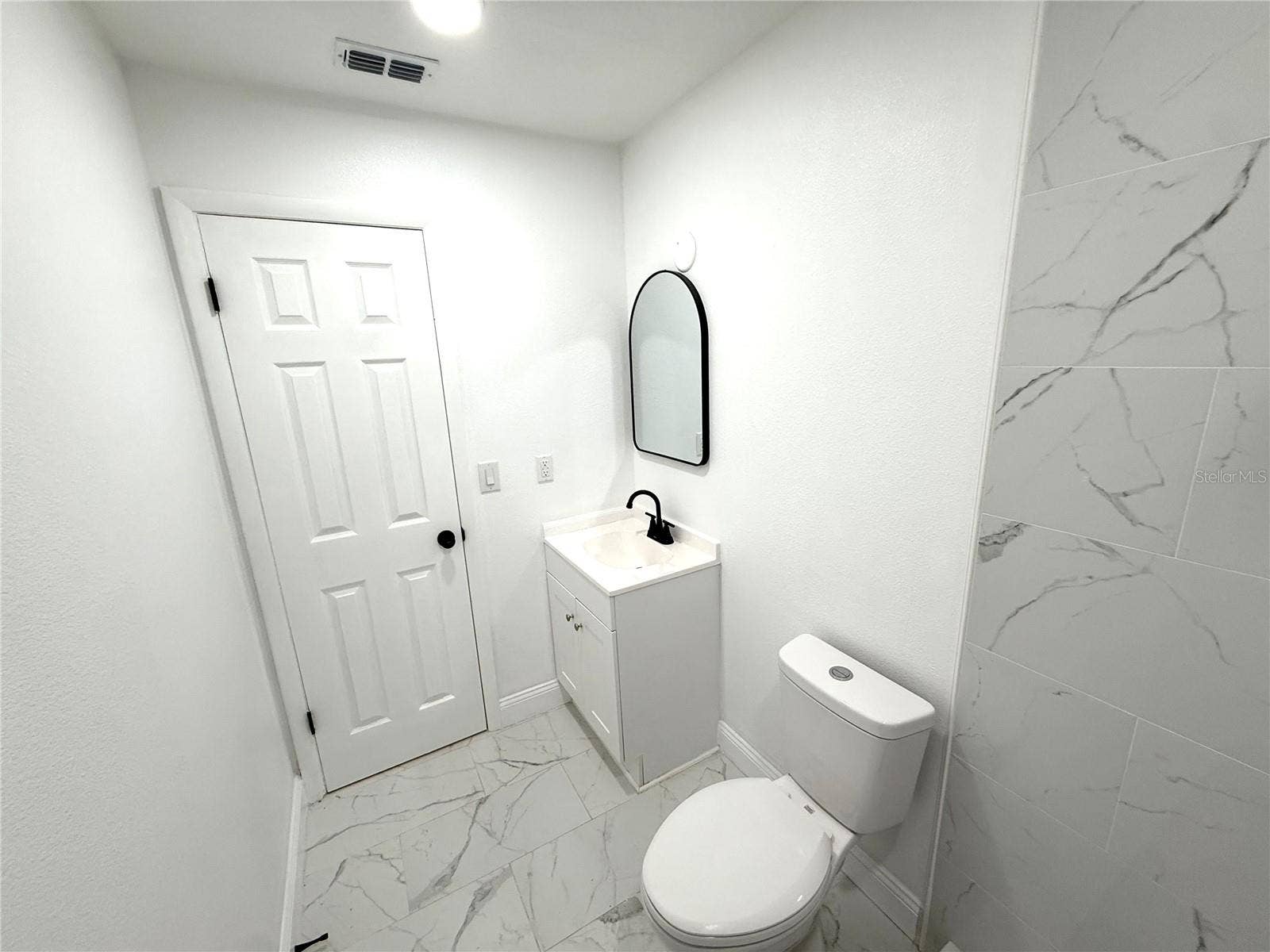 432 N JOHN STREET, Orlando, FL 32835