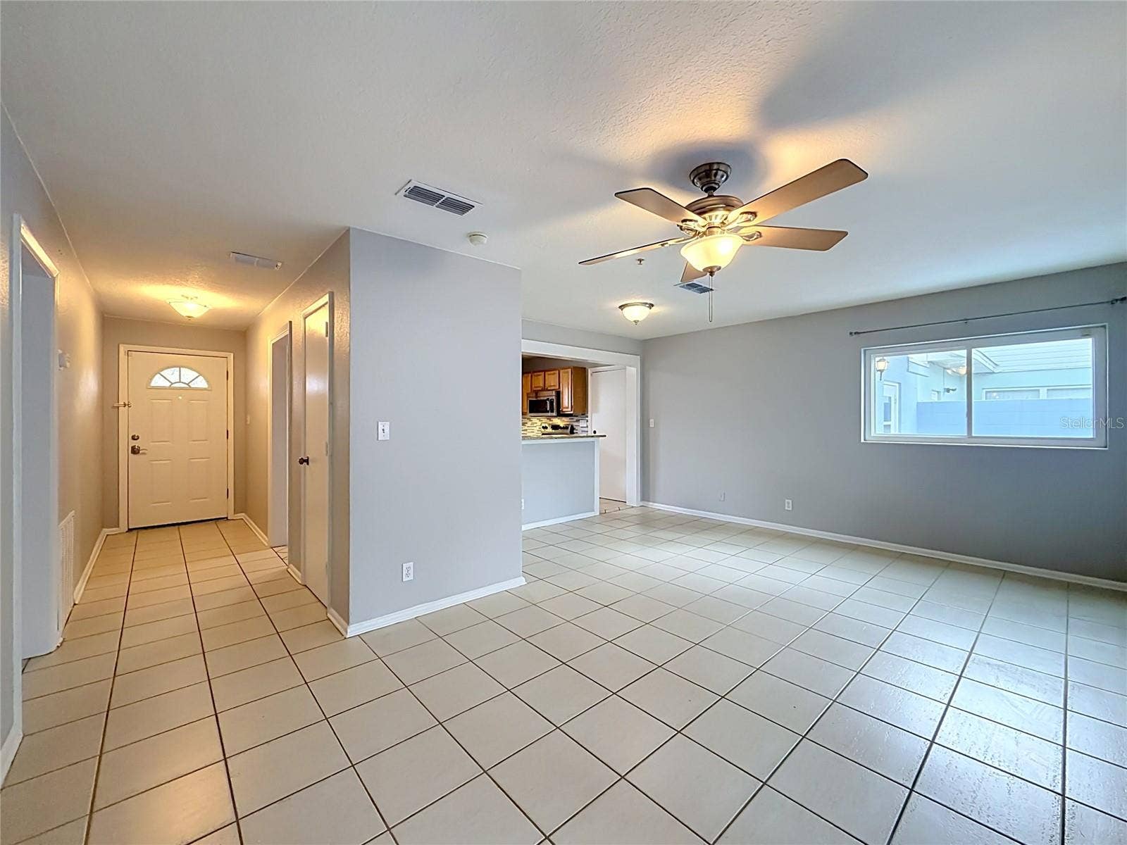 8424 POCASSET PLACE, Orlando, FL 32827 8424 POCASSET PLACE, Orlando, FL 32827