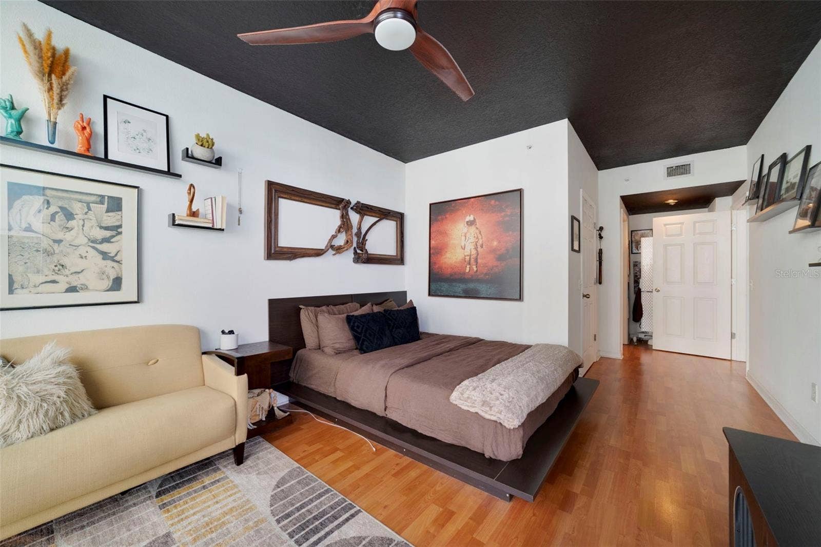 322 E CENTRAL BOULEVARD, #811, Orlando, FL 32801 Primary Bedroom - Image 2