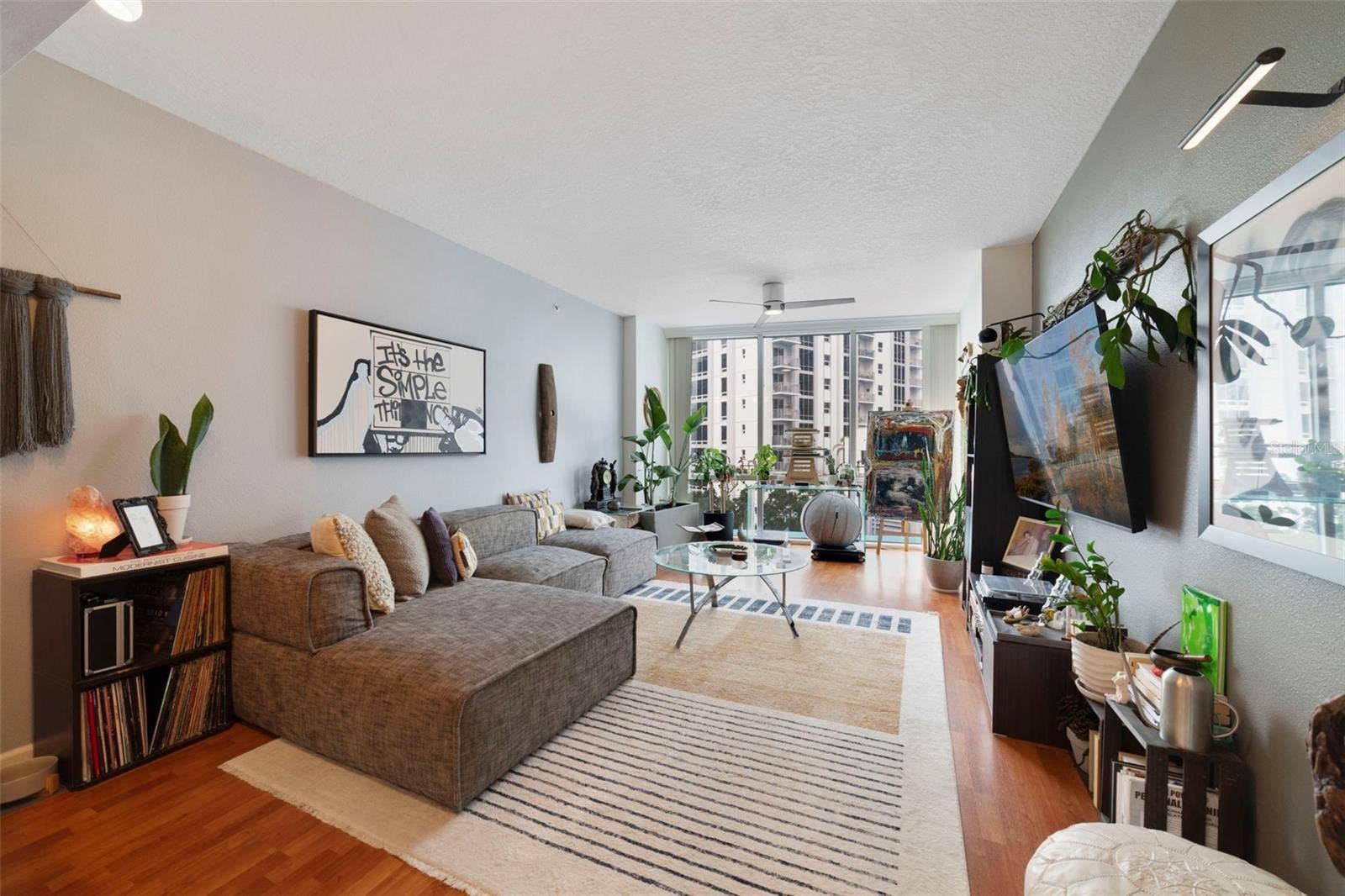 322 E CENTRAL BOULEVARD, #811, Orlando, FL 32801 Living Room - Image 1
