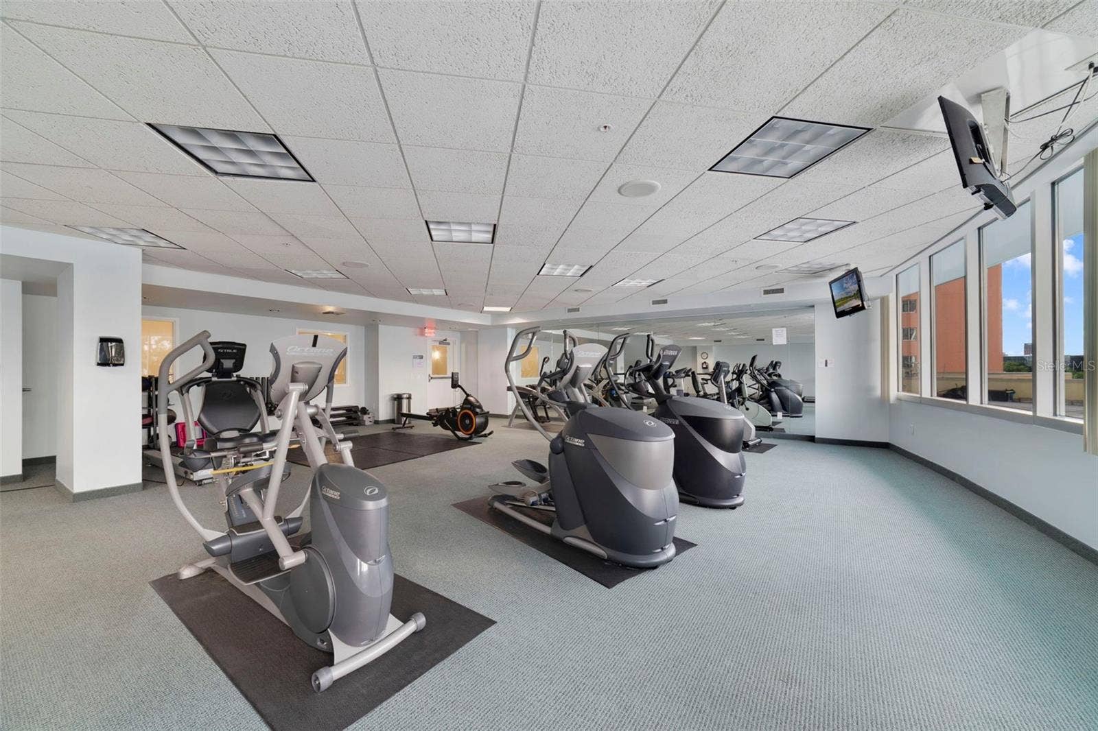 322 E CENTRAL BOULEVARD, #811, Orlando, FL 32801 Fitness Center #2