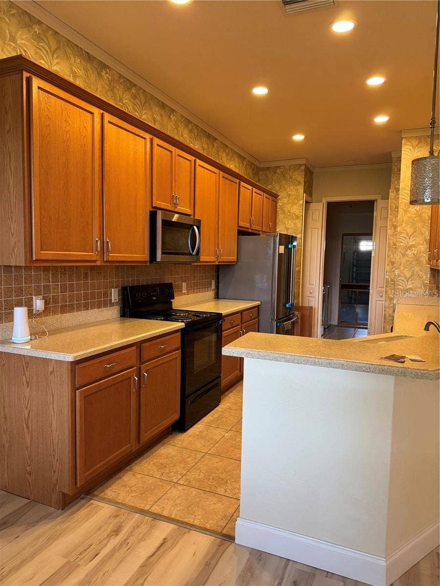 2470 SALZBURG LOOP, Winter Haven, FL 33884