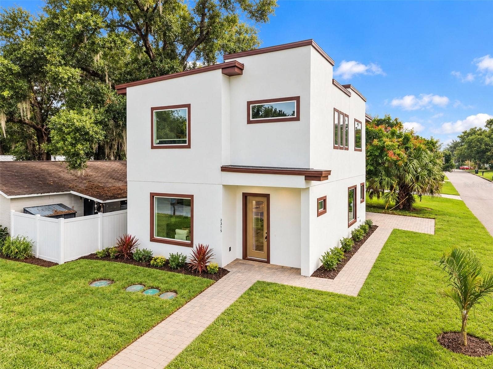 2315 MARLBORO STREET, Orlando, FL 32806 2315 MARLBORO STREET, Orlando, FL 32806