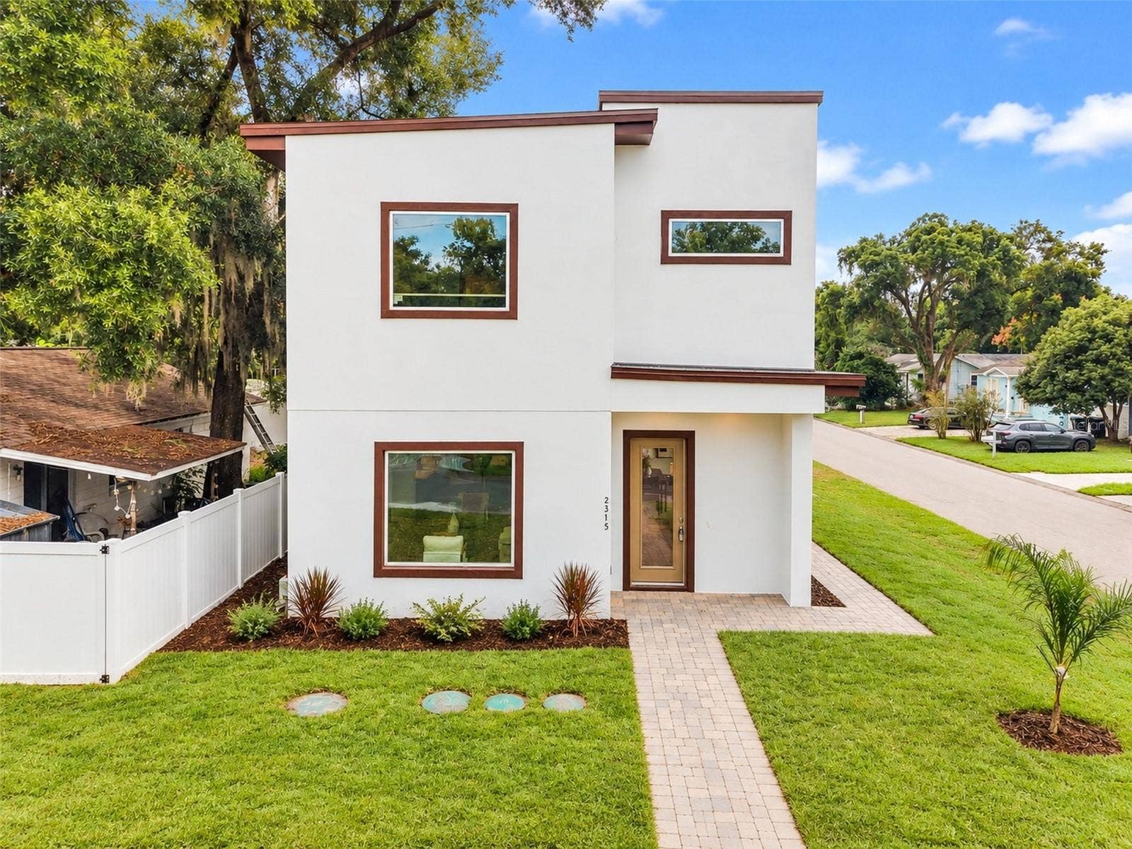 2315 MARLBORO STREET, Orlando, FL 32806 2315 MARLBORO STREET, Orlando, FL 32806