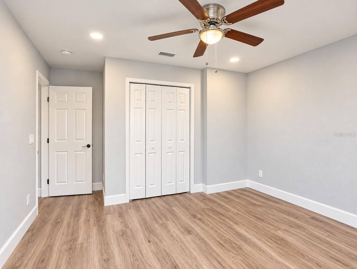 12924 LOS ALAMITOS COURT, Orlando, FL 32837 12924 LOS ALAMITOS COURT, Orlando, FL 32837