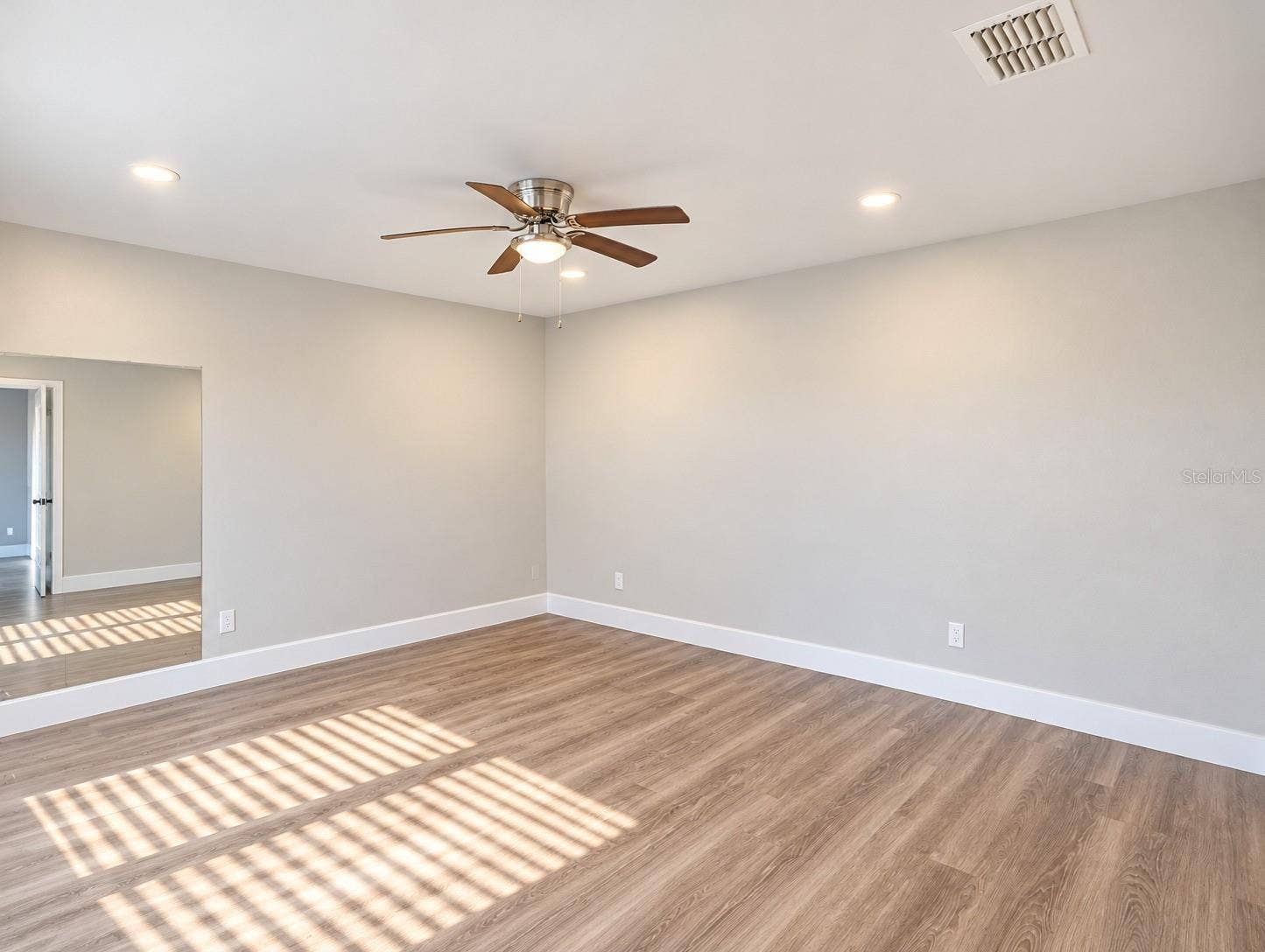 12924 LOS ALAMITOS COURT, Orlando, FL 32837 12924 LOS ALAMITOS COURT, Orlando, FL 32837