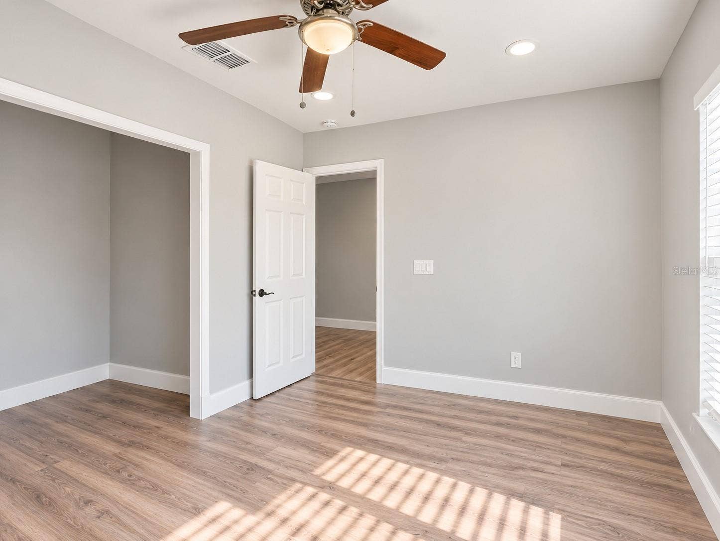 12924 LOS ALAMITOS COURT, Orlando, FL 32837 12924 LOS ALAMITOS COURT, Orlando, FL 32837