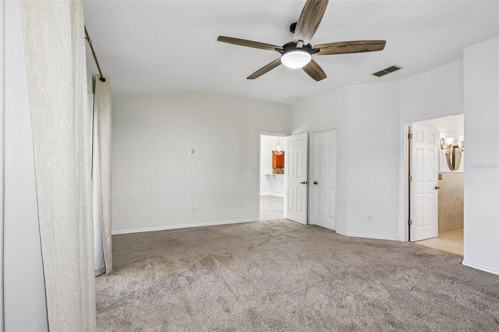 1113 HAWTHORNE COVE DRIVE, Ocoee, FL 34761