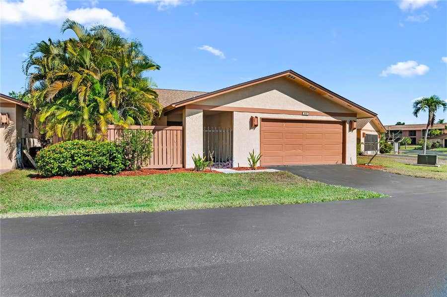 Property photo for 6479 ROYAL WOODS DRIVE, Fort Myers, FL