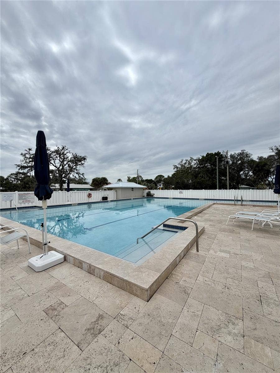 11481 W BAYSHORE DRIVE, #105, Crystal River, FL 34429