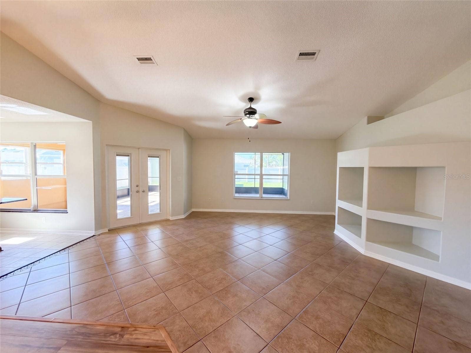22 FIRETHORN LANE, Palm Coast, FL 32137 22 FIRETHORN LANE, Palm Coast, FL 32137