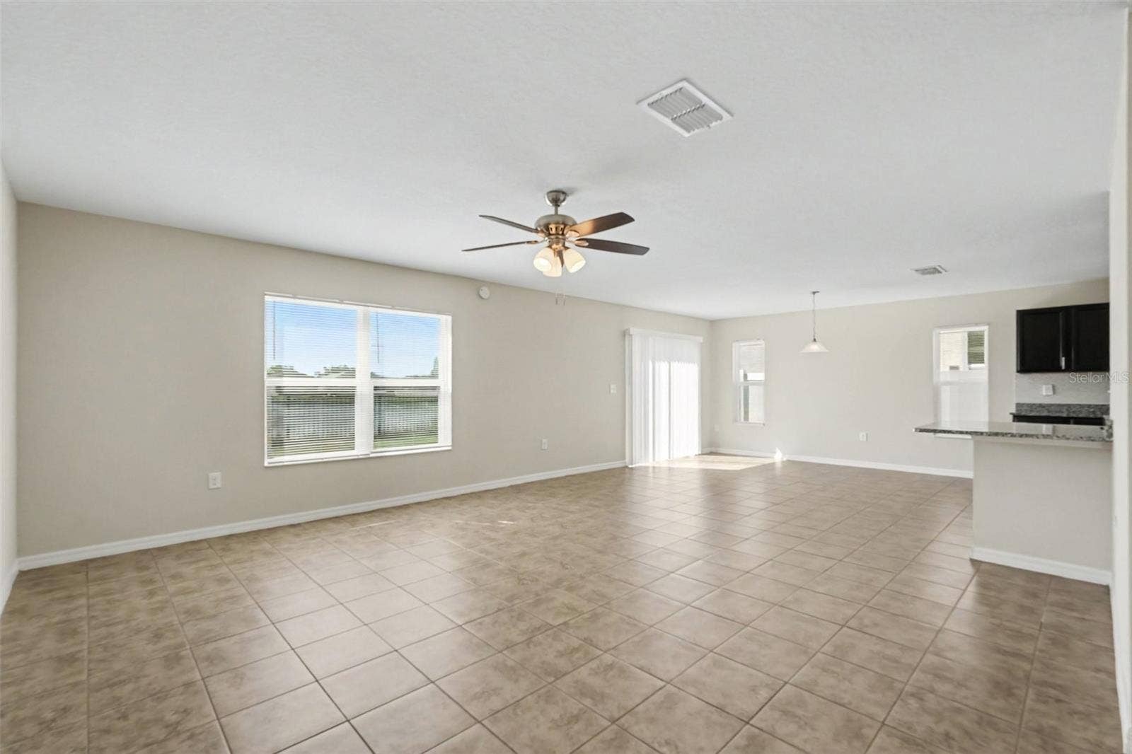 10420 LAGUNA PLAINS DRIVE, Riverview, FL 33578 10420 LAGUNA PLAINS DRIVE, Riverview, FL 33578